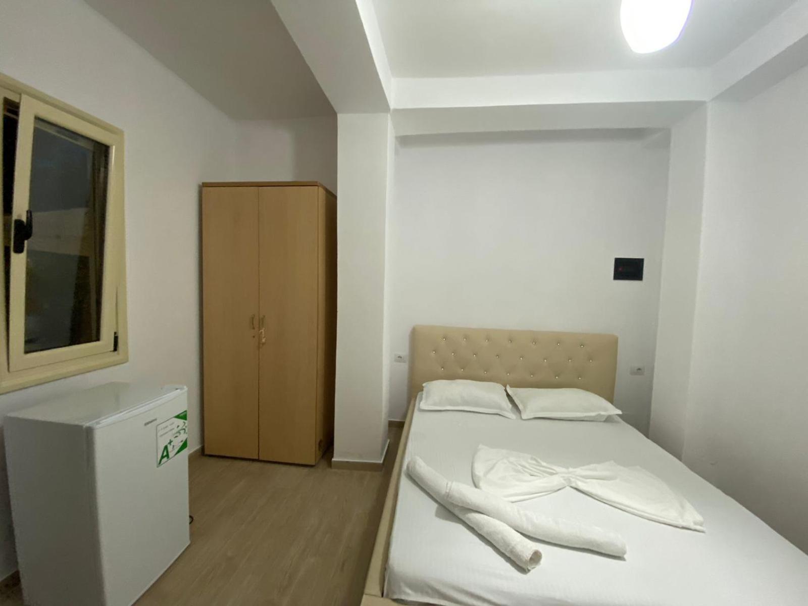 Ferienwohnung Jon Vlorë Exterior foto