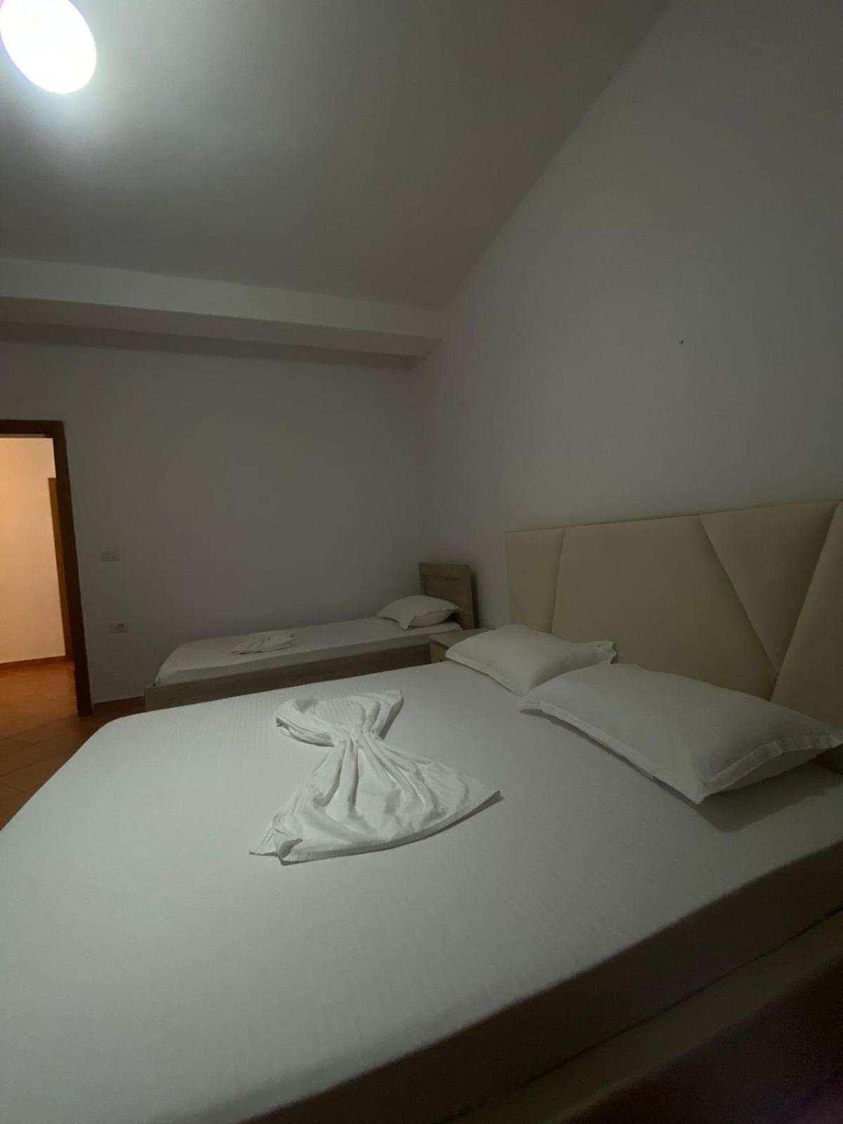 Ferienwohnung Jon Vlorë Exterior foto